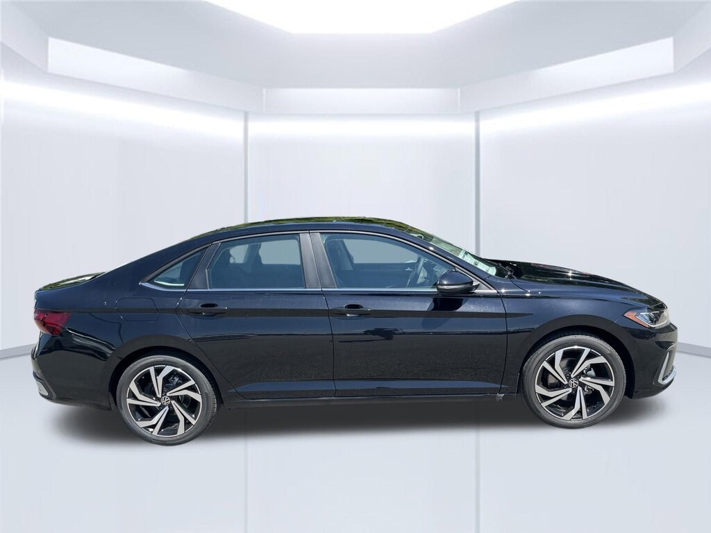 New 2026 Volkswagen Jetta 1.5T SEL Sedan