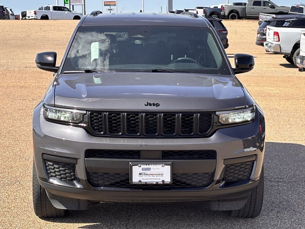 Used 2023 Jeep Grand Cherokee L Altitude SUV