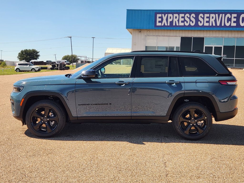 New 2027 Jeep Grand Cherokee LIMITED 4X4 Sport Utility