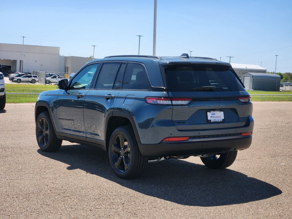 New 2027 Jeep Grand Cherokee LIMITED 4X4 Sport Utility