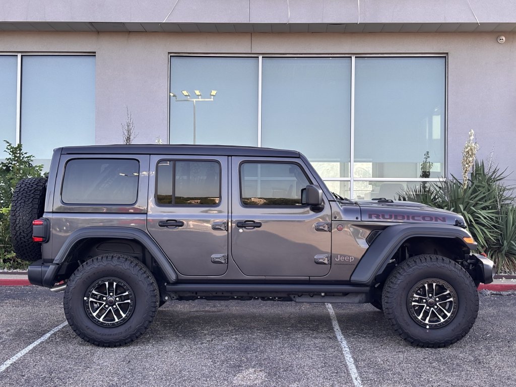 New 2026 Jeep Wrangler 4-DOOR RUBICON Sport Utility