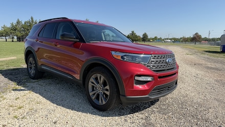 2023 Ford Explorer XLT SUV