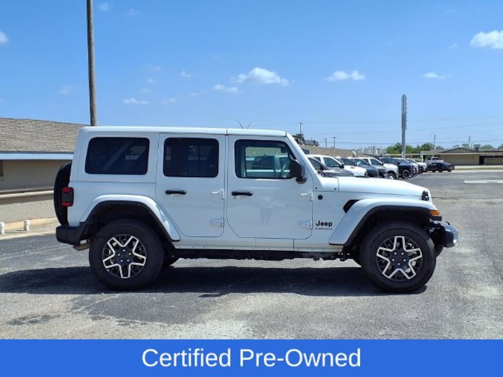 Used 2025 Jeep Wrangler Sahara SUV