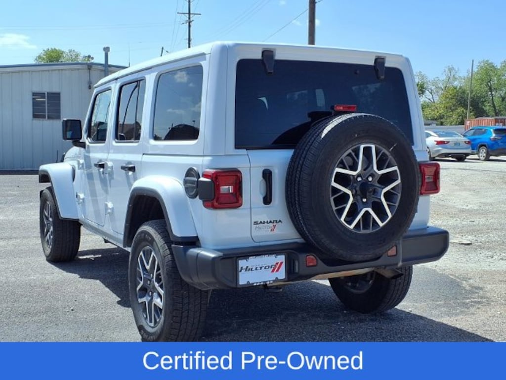 Used 2025 Jeep Wrangler Sahara SUV
