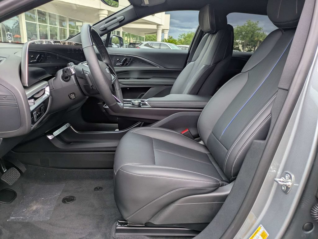 2026 Cadillac LYRIQ Luxury - Photo 22