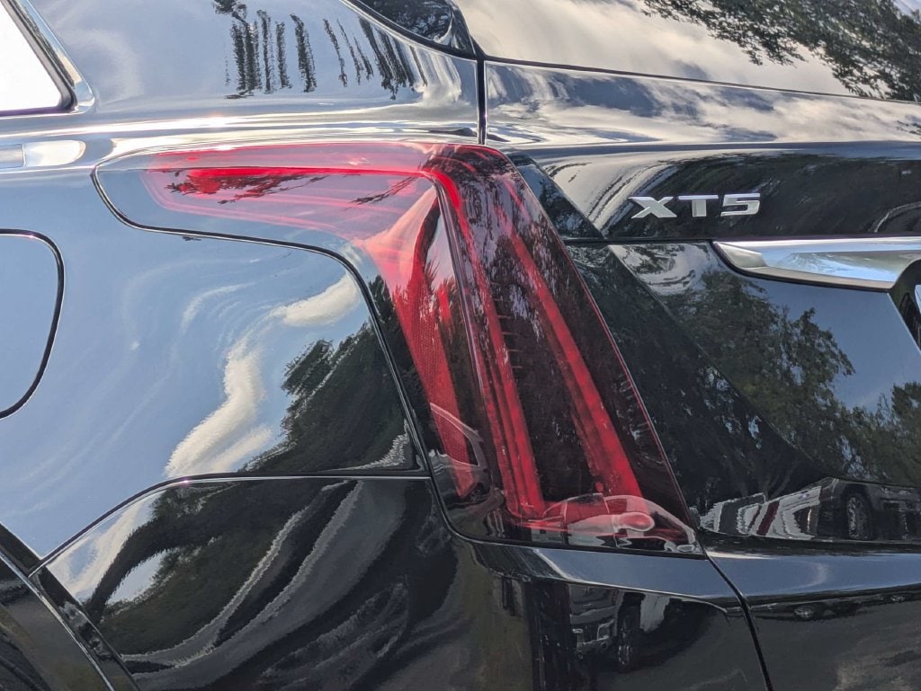 New 2026 CADILLAC XT5 Premium Luxury SUV