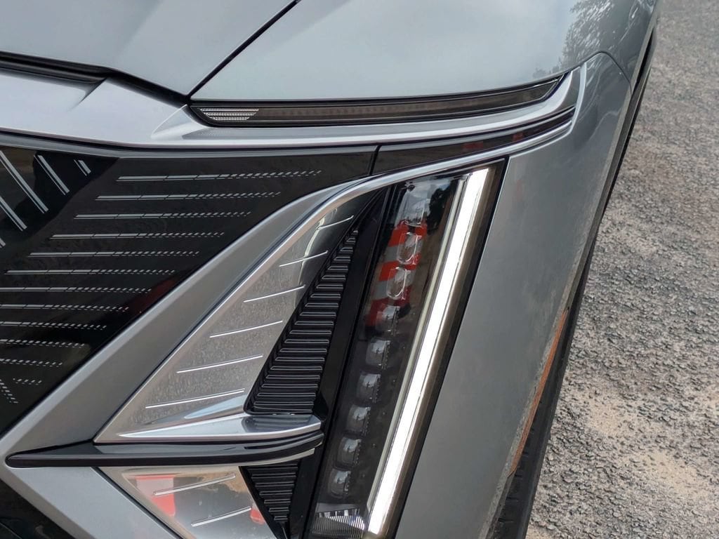 2026 Cadillac LYRIQ Luxury - Photo 11