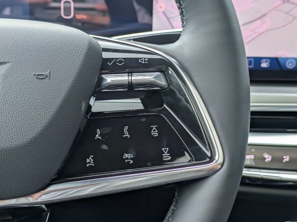 2026 Cadillac LYRIQ Luxury - Photo 31