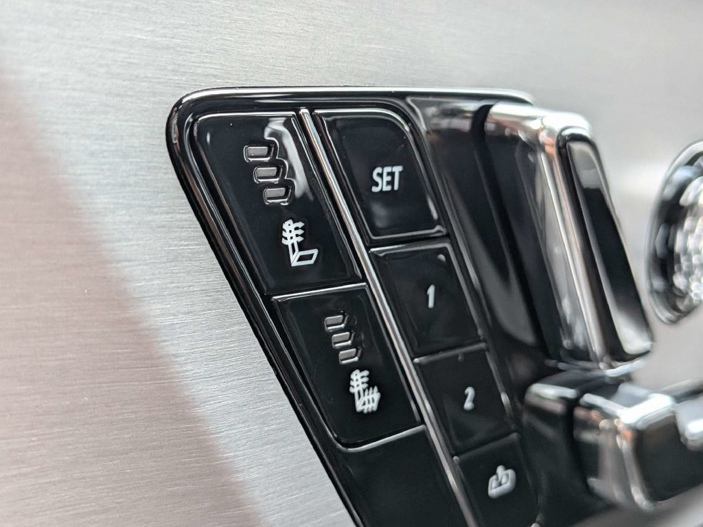 2027 Cadillac LYRIQ Luxury - Photo 27