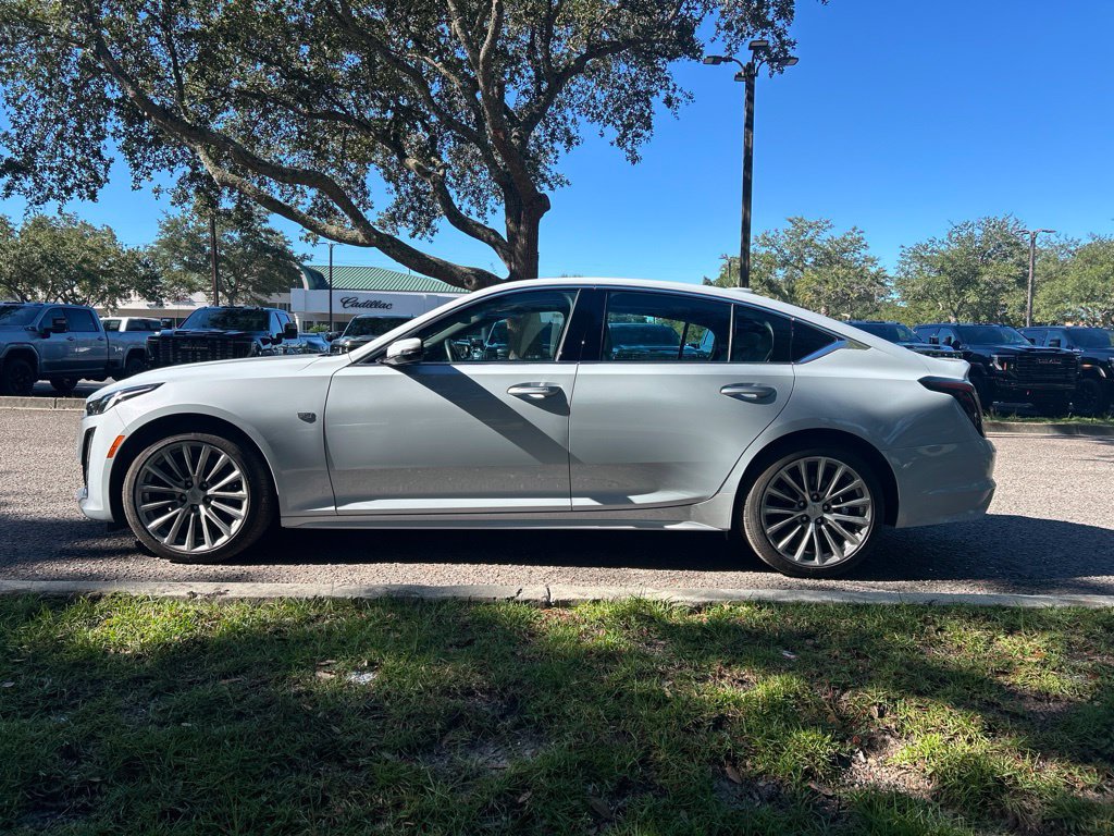 2022 Cadillac CT5
