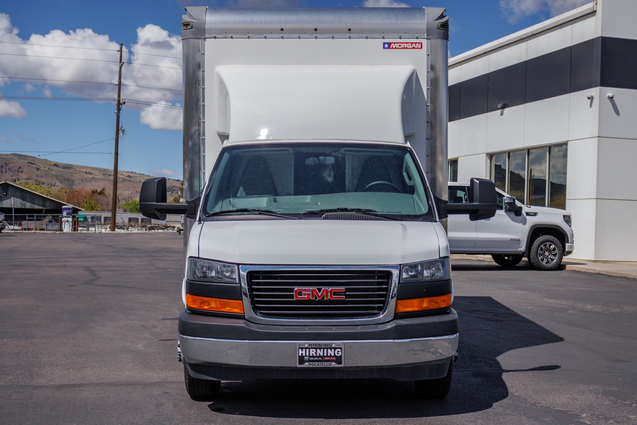 2025 GMC Savana Cutaway