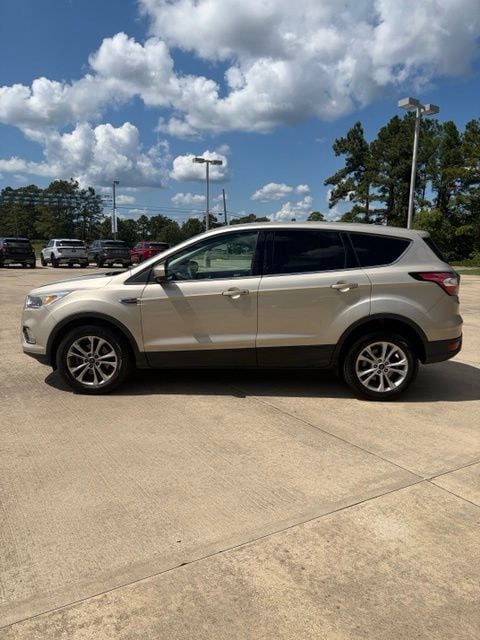 Used 2017 Ford Escape SE with VIN 1FMCU9GD8HUD27812 for sale in Leesville, LA