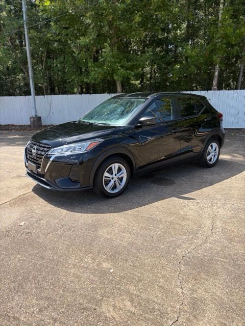 2023 Nissan Kicks