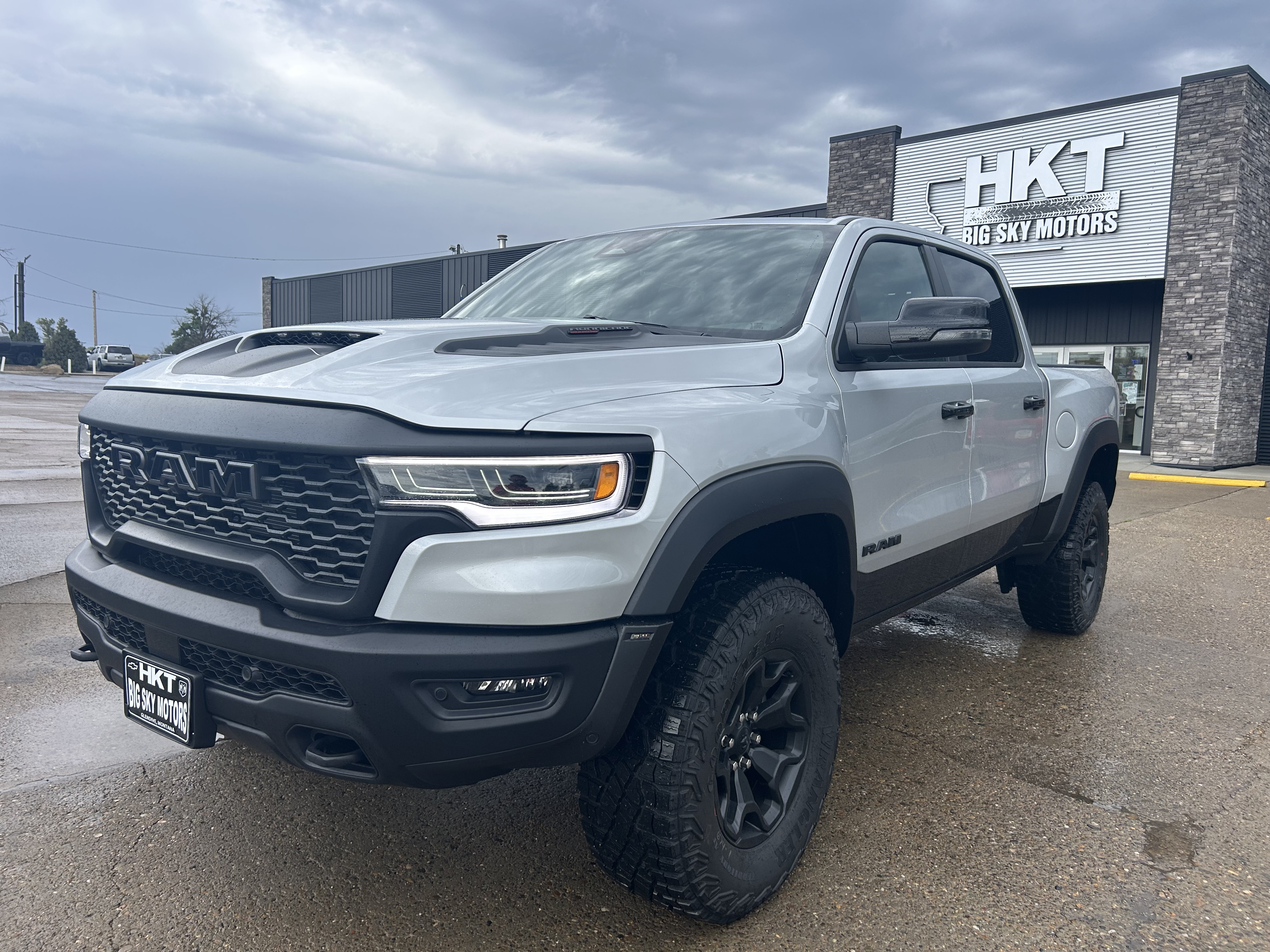 2026 Ram 1500 RHO CREW CAB 4X4 5'7 BOX Pickup