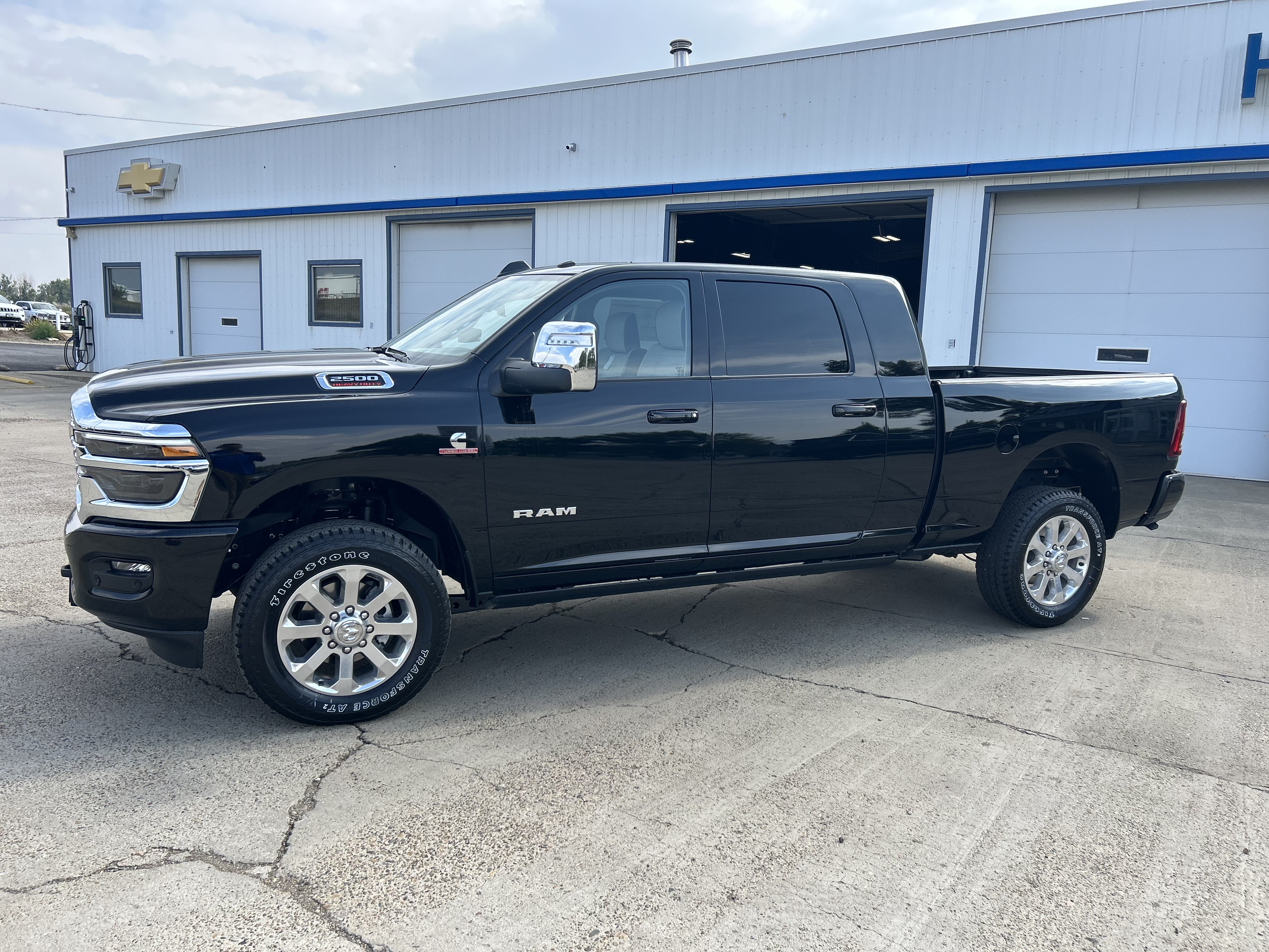 2026 Ram 2500 LARAMIE MEGA CAB 4X4 6'4 BOX Pickup