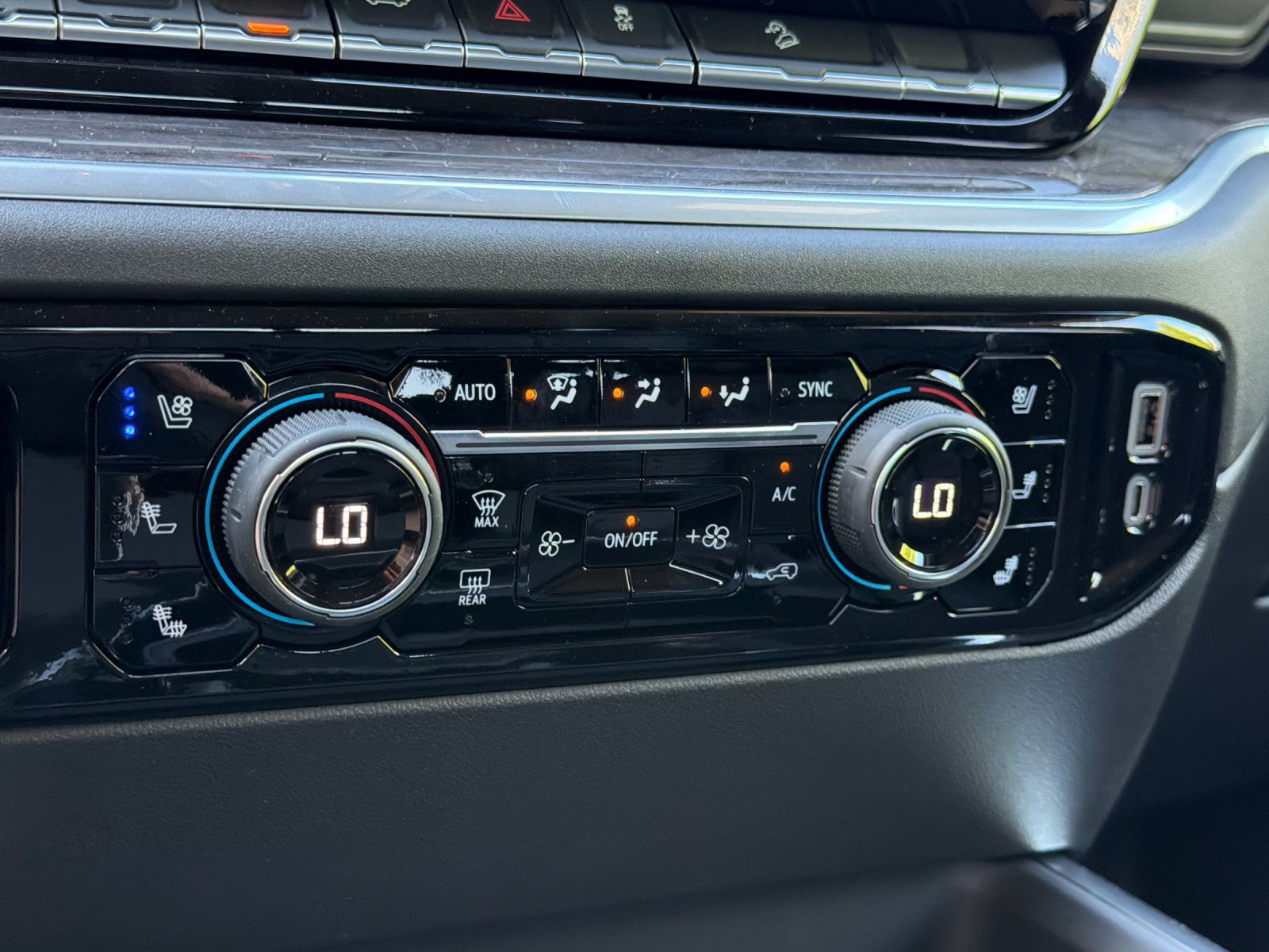 2026 Chevrolet Silverado 2500 HD LTZ - Photo 23