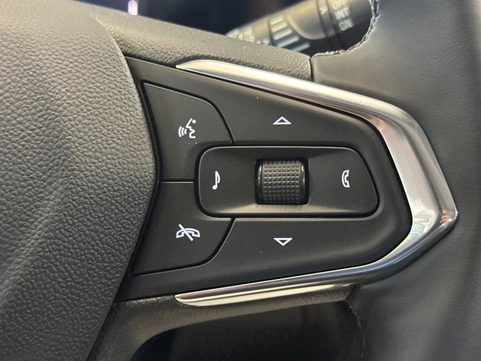 2026 Chevrolet Trax Activ - Photo 26