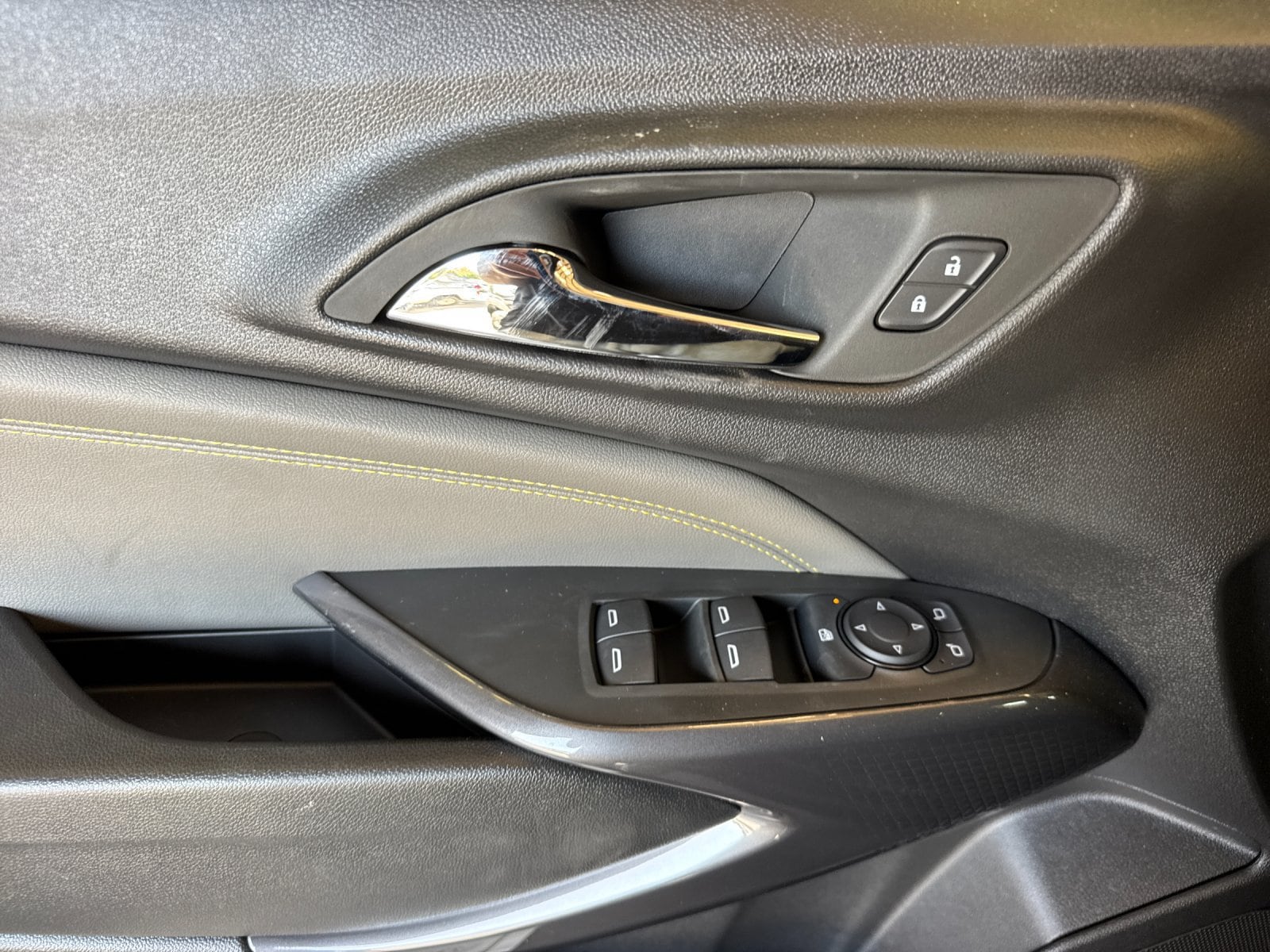 2026 Chevrolet Trax Activ - Photo 11
