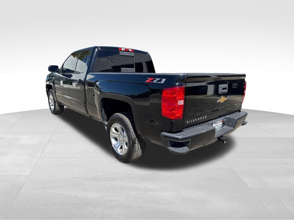 Used 2018 Chevrolet Silverado 1500 LT Truck
