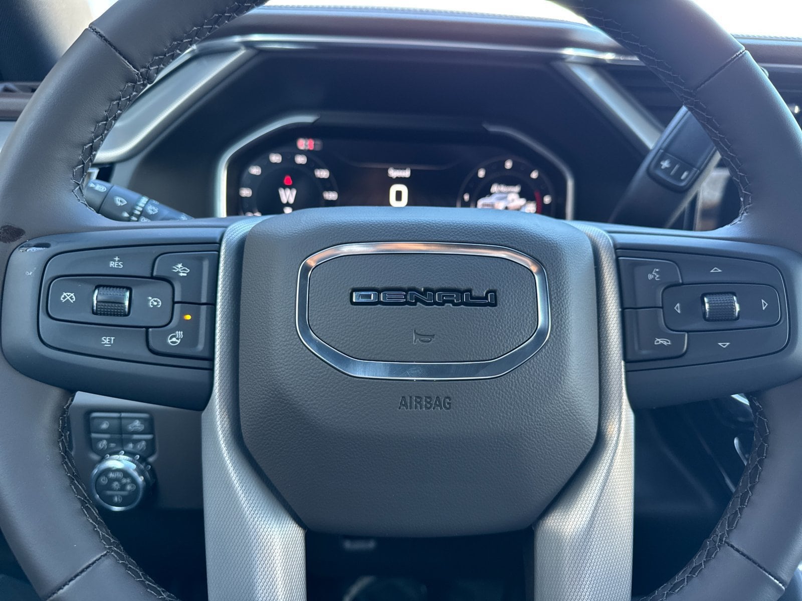 2026 GMC Sierra 2500HD Denali - Photo 27