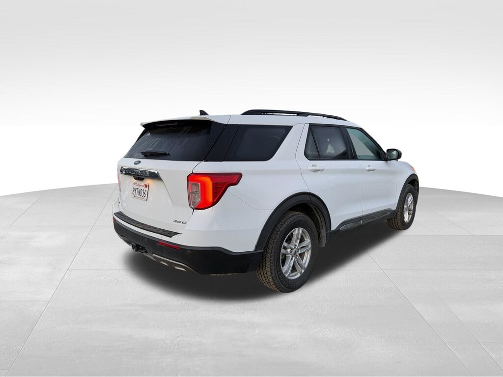 Used 2021 Ford Explorer XLT 4WD w/ 3rd Row Seating SUV