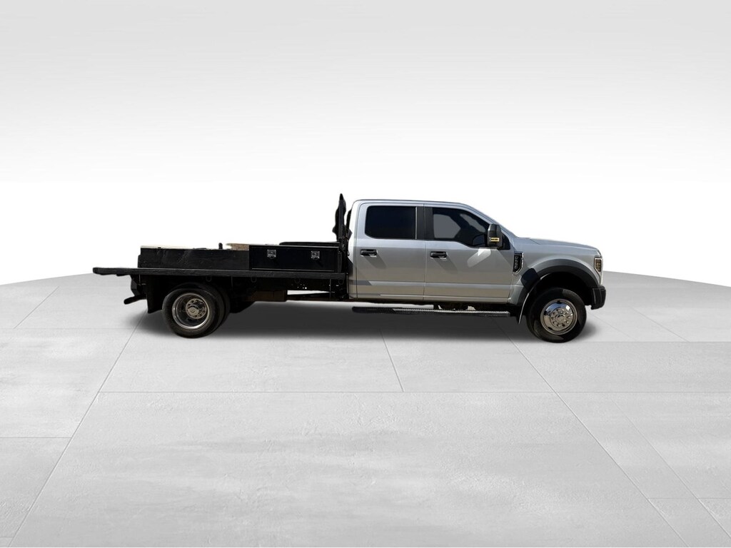 Used 2018 Ford F-550SD XL Crew Cab 4x4 w/ Flat Bed Chassis