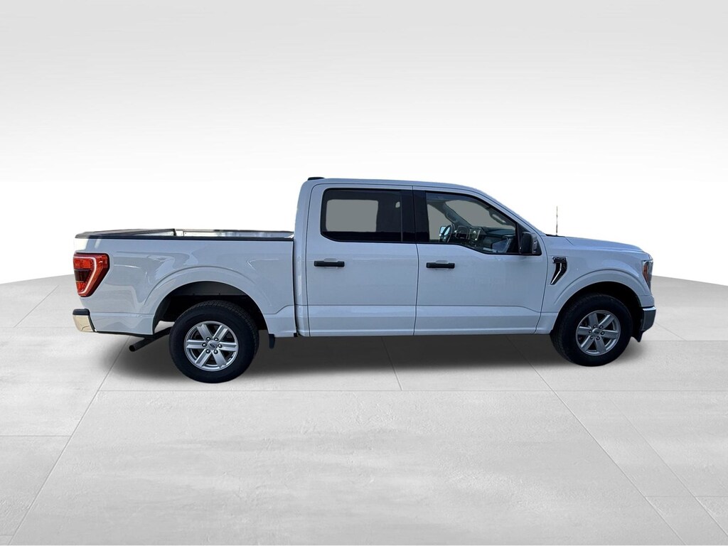 Used 2022 Ford F-150 XLT Crew Cab w/ Panoramic Moon Roof Truck