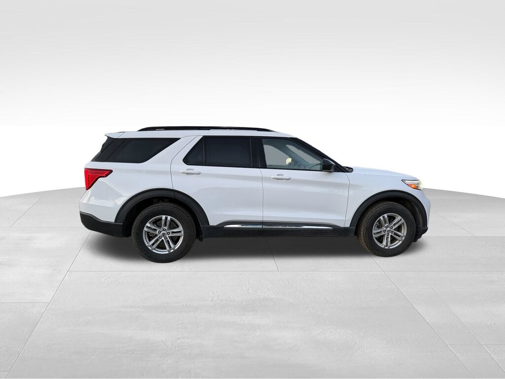 Used 2021 Ford Explorer XLT 4WD w/ 3rd Row Seating SUV