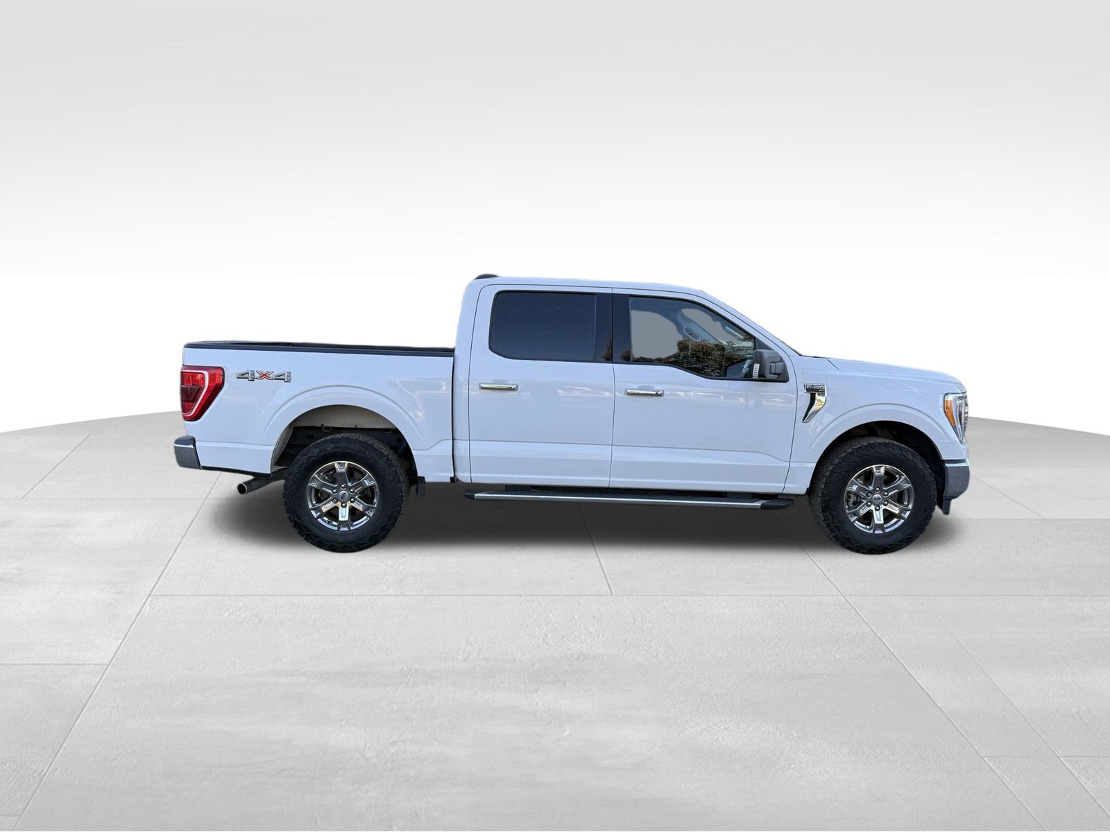 Used 2023 Ford F-150 XLT Crew Cab 4x4 Ecoboost Truck