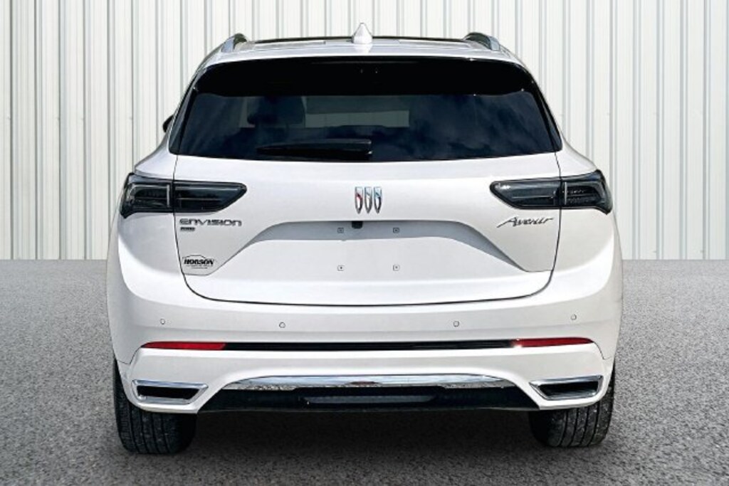 Used 2025 Buick Envision Avenir SUV