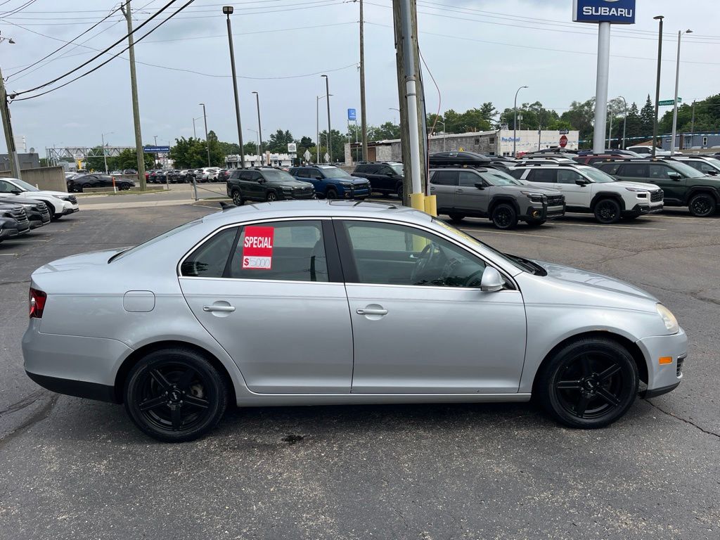 Used 2009 Volkswagen Jetta SE with VIN 3VWRZ71K59M129607 for sale in Ferndale, MI