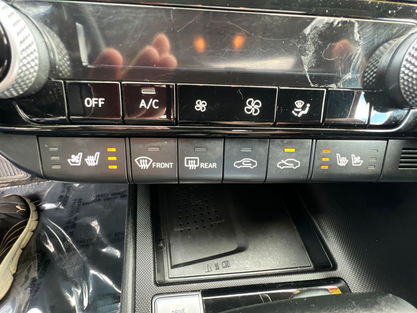 2023 Hyundai Elantra Limited - Photo 14