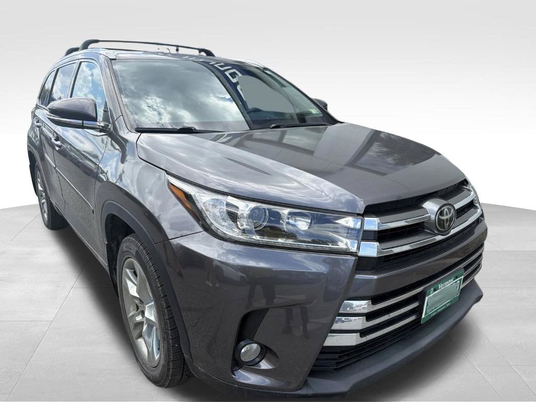 2018 Toyota Highlander Limited - Photo 2