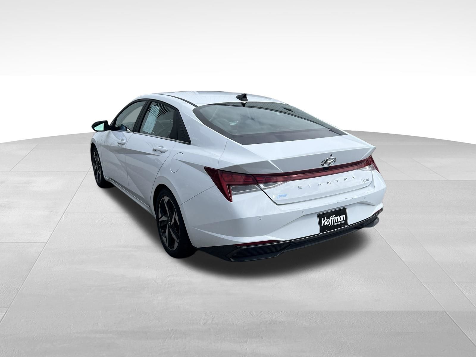 2023 Hyundai Elantra Limited - Photo 6