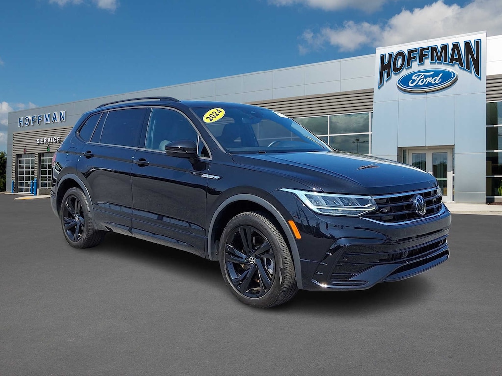 Certified 2024 Volkswagen Tiguan SE R-Line Black 2.0T 4MOTION