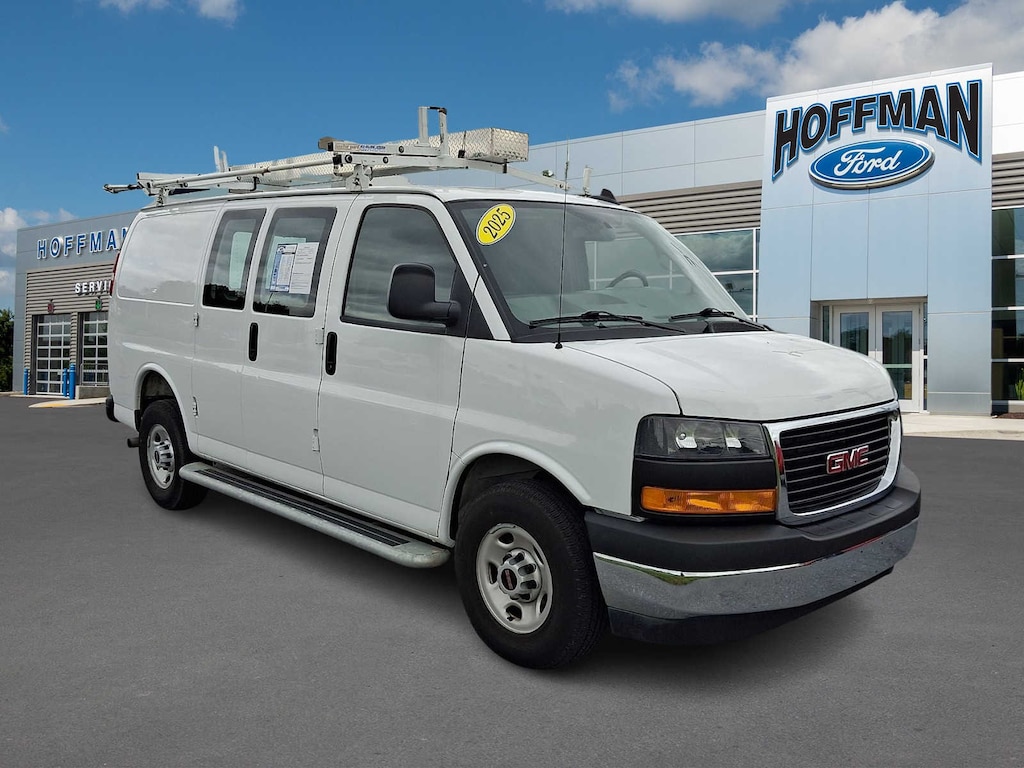 Used 2025 GMC Savana Cargo Van RWD 2500 135