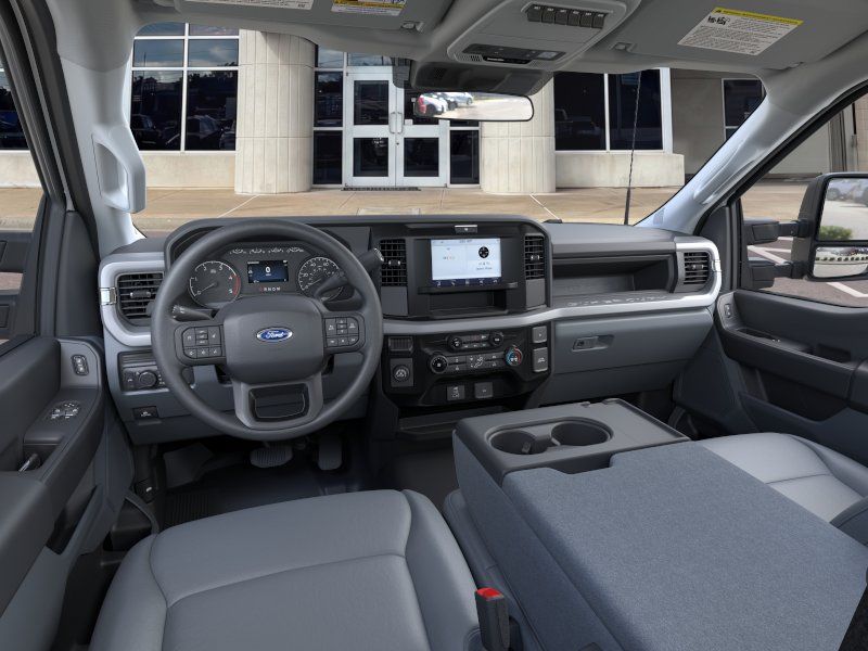 2026 Ford F-350 Super Duty XL - Photo 9