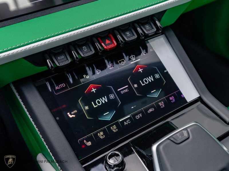 2026 Lamborghini Urus SE - Photo 22