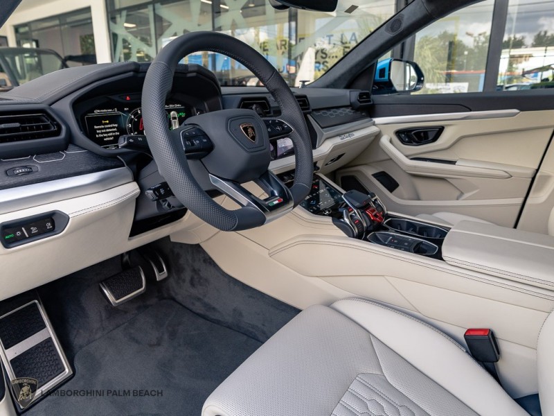 2026 Lamborghini Urus SE - Photo 23