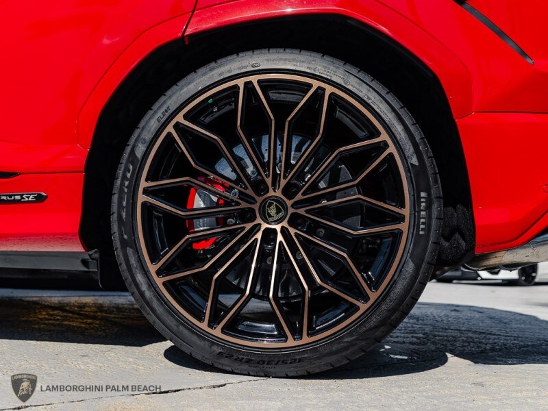 2026 Lamborghini Urus SE - Photo 21