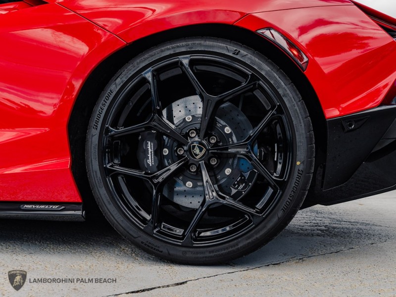 2026 Lamborghini Revuelto Base - Photo 29