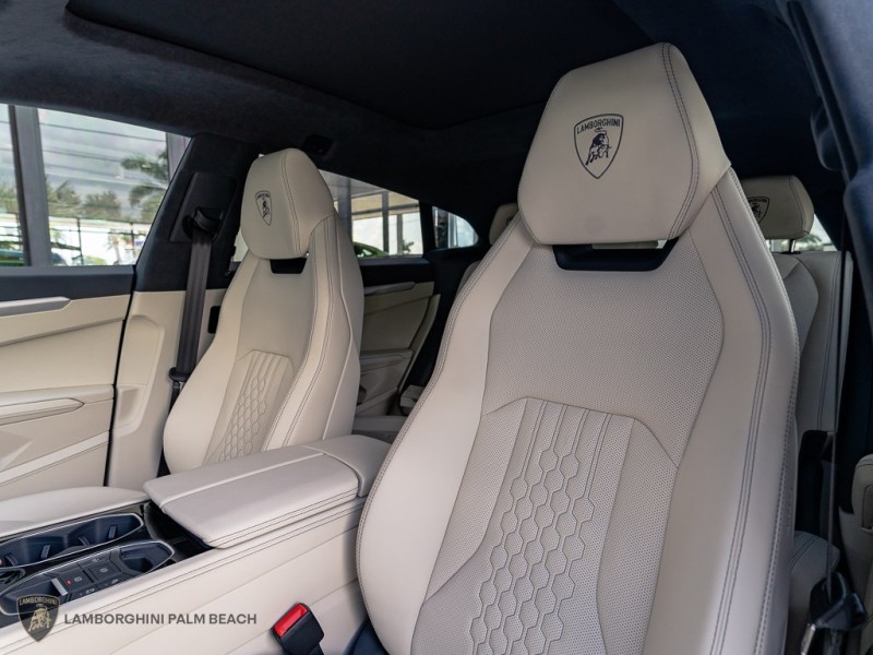 2026 Lamborghini Urus SE - Photo 22