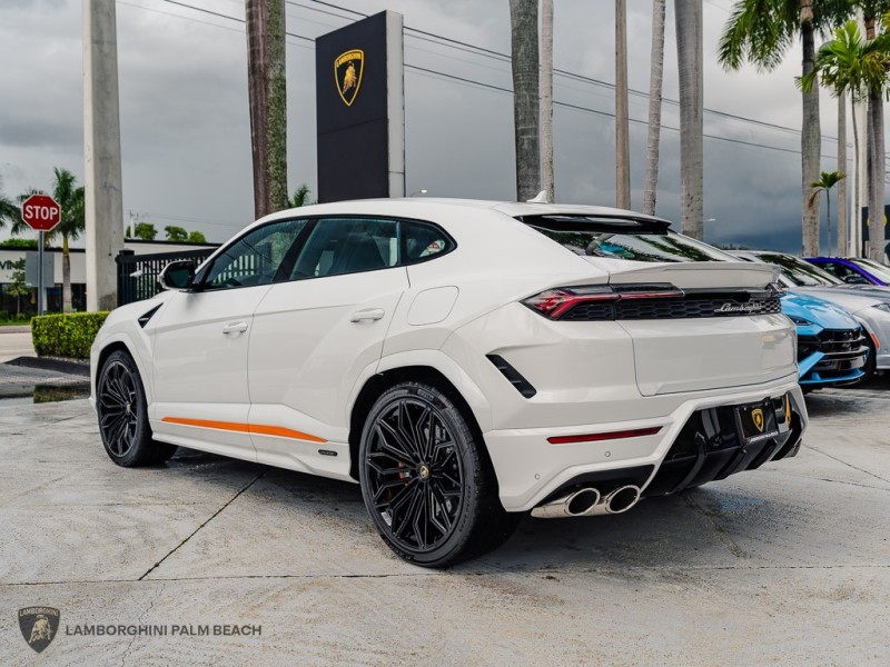 New 2026 Lamborghini Urus SE SUV