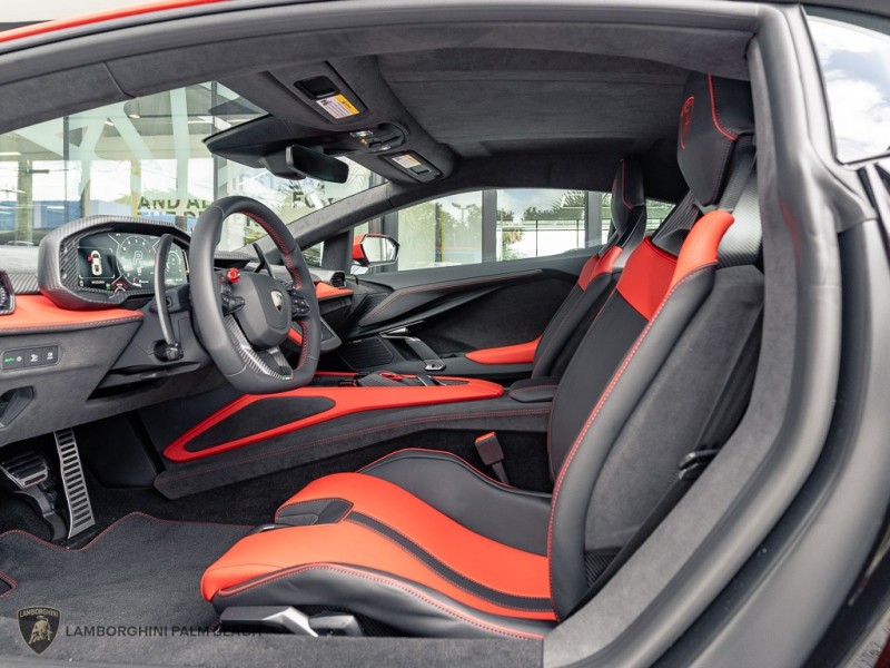 2026 Lamborghini Revuelto Base - Photo 20