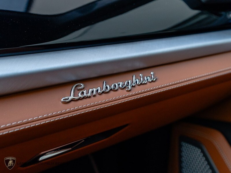 2026 Lamborghini Urus SE - Photo 7