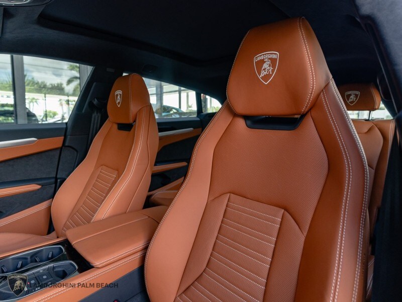 2026 Lamborghini Urus SE - Photo 14
