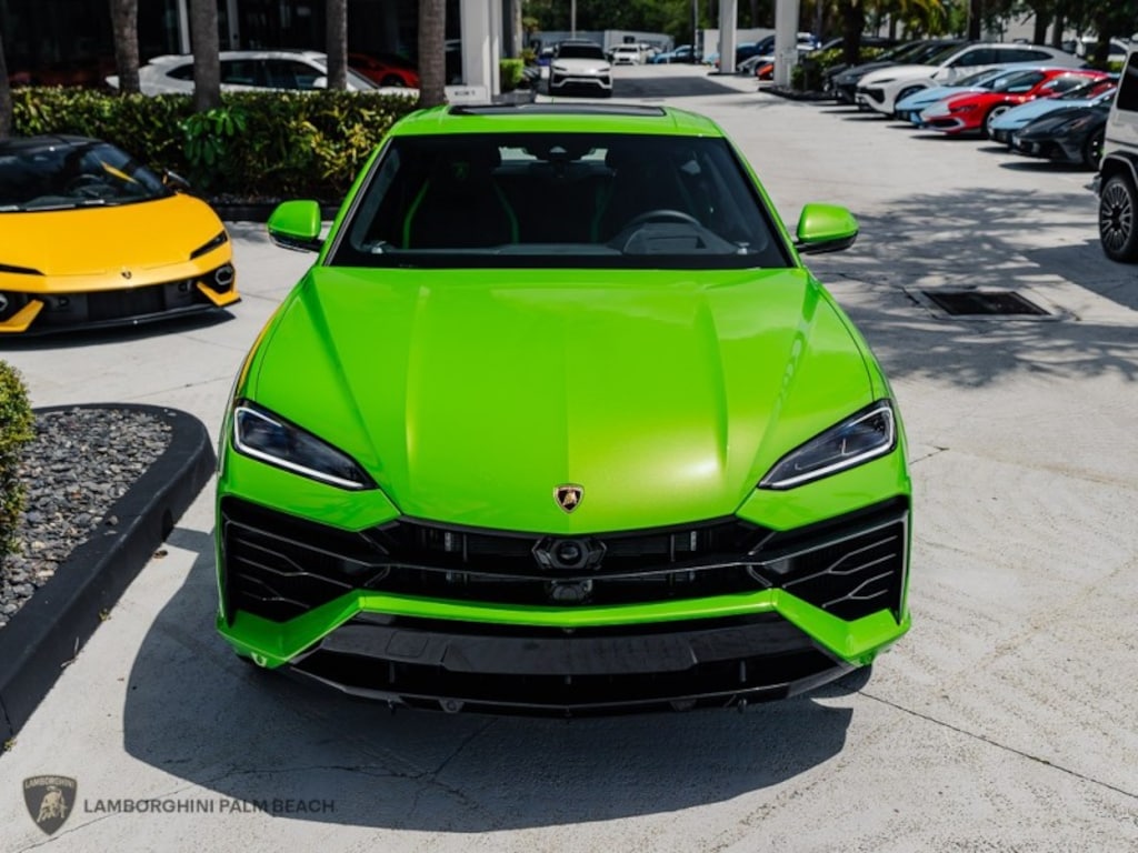 Used 2025 Lamborghini Urus SE SUV