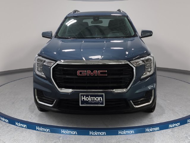 Used 2024 GMC Terrain SLE SUV