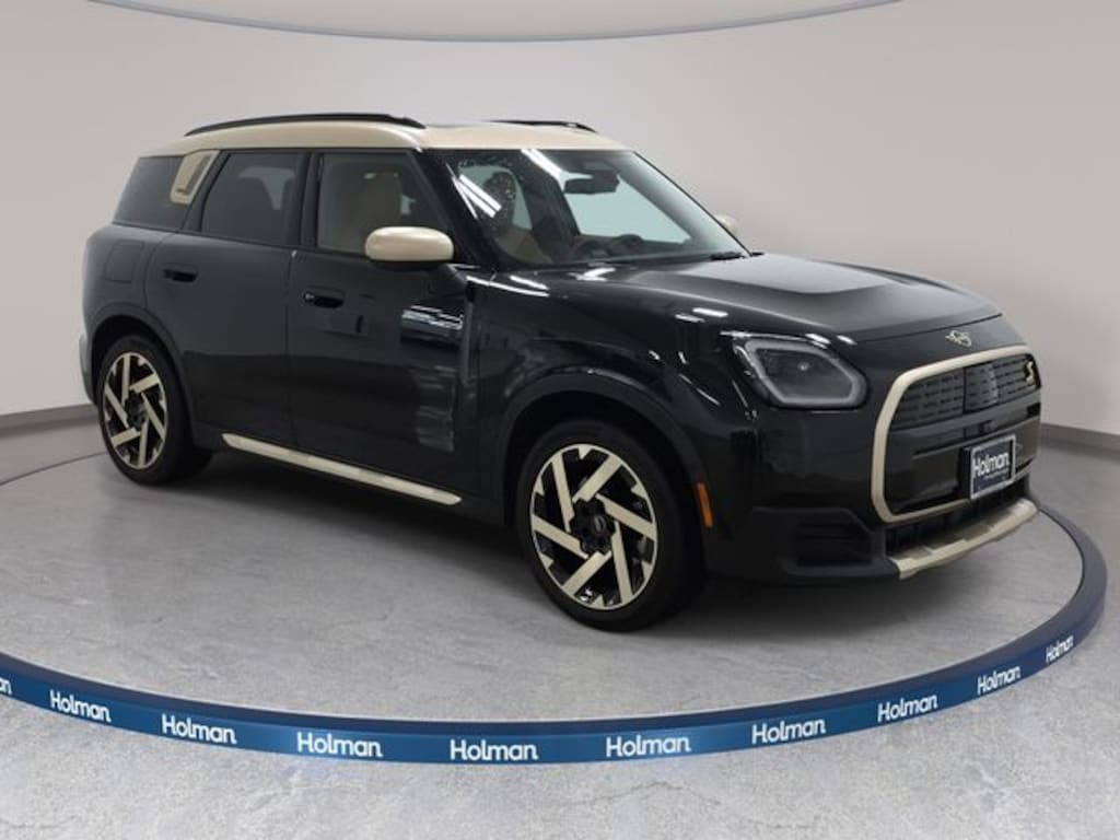 Used 2025 MINI Cooper Countryman Iconic SUV