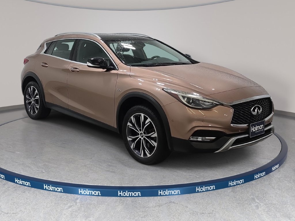 Used 2017 INFINITI QX30 Premium SUV